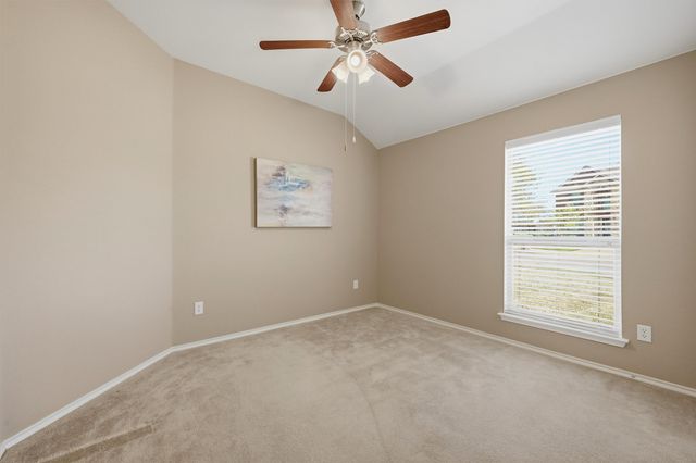 1500 Syracuse Drive, Van Alstyne, TX 75495