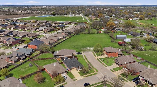 1500 Syracuse Drive, Van Alstyne, TX 75495