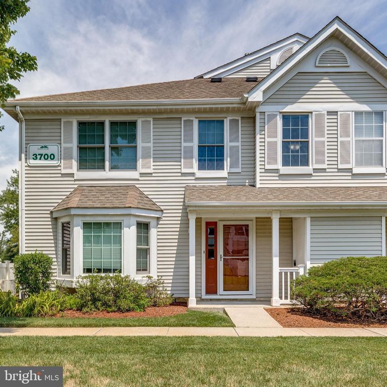 3704 FENWICK LN, Mount Laurel, NJ 08054