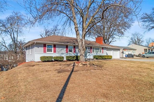 5016 Rock Creek Lane, Mission, KS 66205