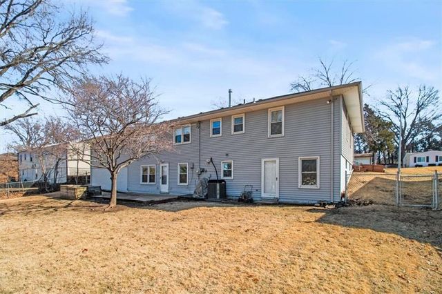 5016 Rock Creek Lane, Mission, KS 66205