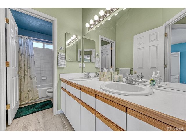 9247 Sugarstone Cir, Highlands Ranch, CO 80130