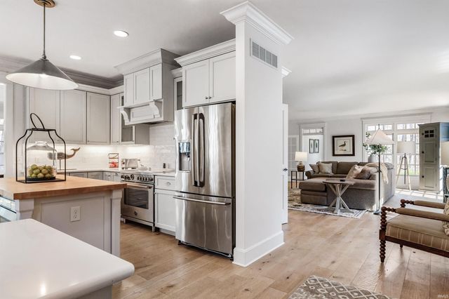 14711 Walnut Creek Drive, Fort Wayne, IN 46814