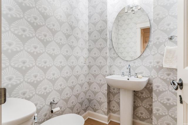 14711 Walnut Creek Drive, Fort Wayne, IN 46814