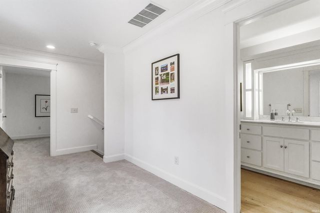 14711 Walnut Creek Drive, Fort Wayne, IN 46814