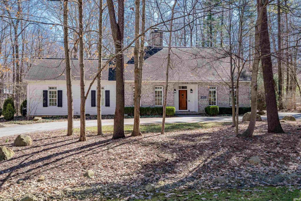 14711 Walnut Creek Drive, Fort Wayne, IN 46814