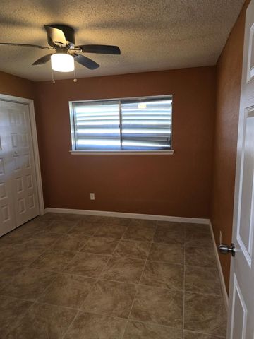 7218 Oriole Drive, Texas City, TX 77591