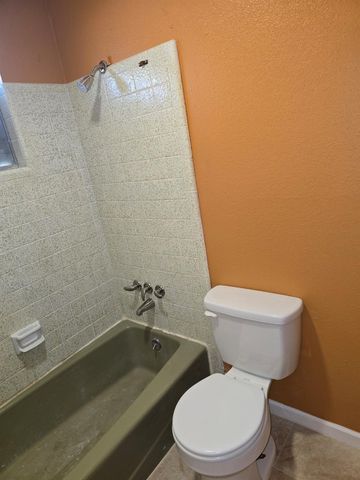 7218 Oriole Drive, Texas City, TX 77591