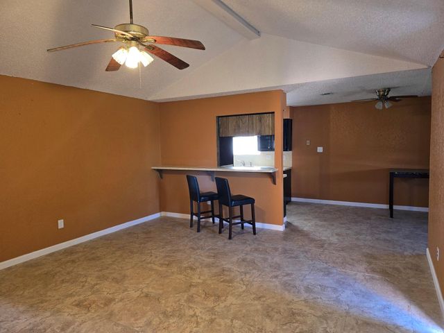 7218 Oriole Drive, Texas City, TX 77591