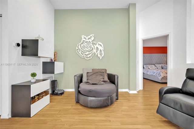 10337 Coventry Ct, Boca Raton, FL 33428