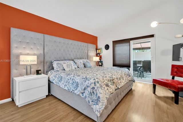 10337 Coventry Ct, Boca Raton, FL 33428