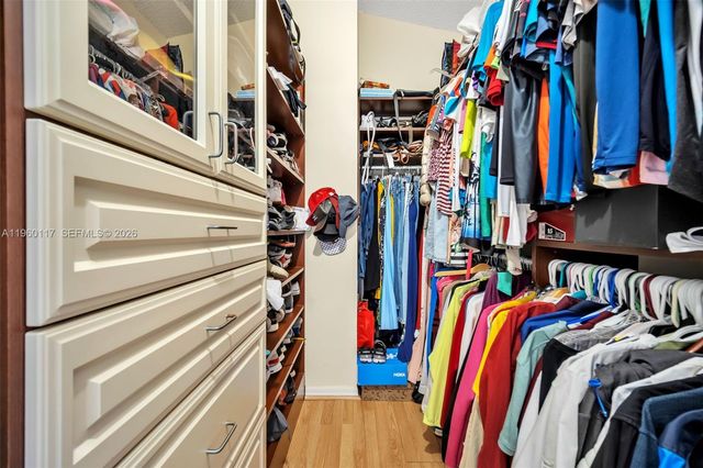 10337 Coventry Ct, Boca Raton, FL 33428