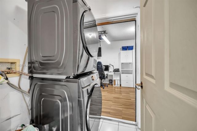 10337 Coventry Ct, Boca Raton, FL 33428