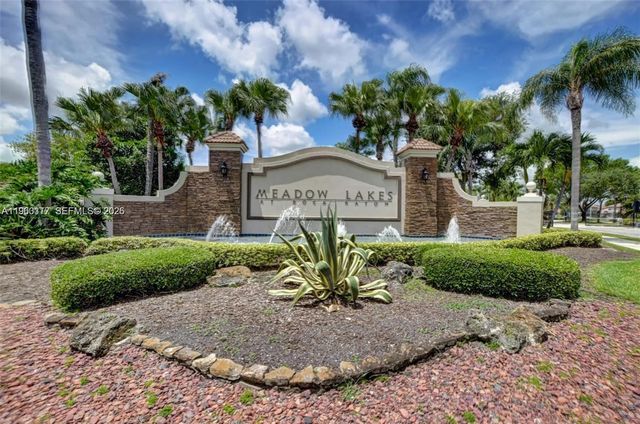 10337 Coventry Ct, Boca Raton, FL 33428