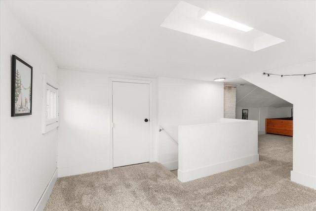 4004 N LINCOLN St, Spokane, WA 99205
