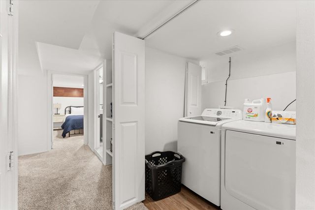 4004 N LINCOLN St, Spokane, WA 99205