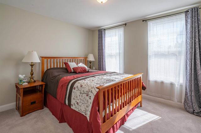 2 Jennifer Drive, Nashua, NH 03062