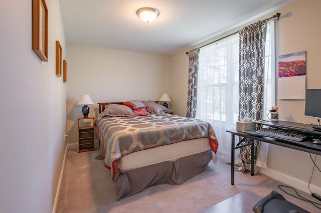2 Jennifer Drive, Nashua, NH 03062