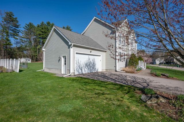 2 Jennifer Drive, Nashua, NH 03062