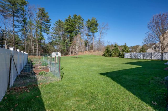 2 Jennifer Drive, Nashua, NH 03062