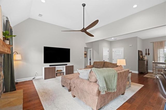 235 Willow Haven Street SE, Calhoun, GA 30701