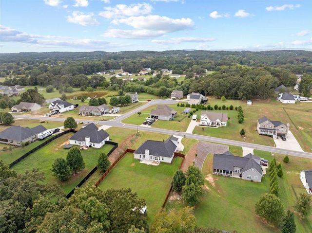 235 Willow Haven Street SE, Calhoun, GA 30701