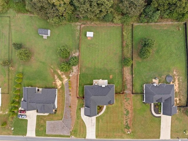 235 Willow Haven Street SE, Calhoun, GA 30701