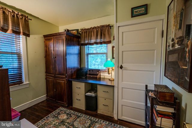 32 S HOOD AVE, Audubon, NJ 08106
