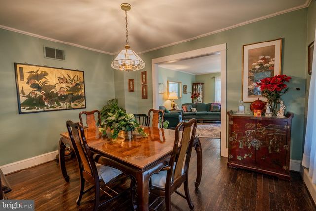 32 S HOOD AVE, Audubon, NJ 08106