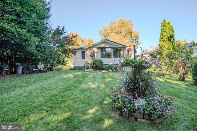 32 S HOOD AVE, Audubon, NJ 08106