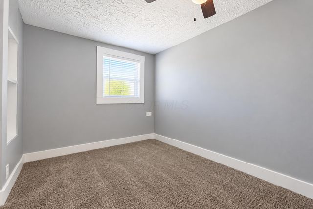 404 N 10th Street, Newark, OH 43055