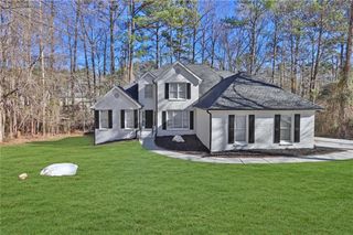 3760 Mountain Cove Road, Snellville, GA 30039