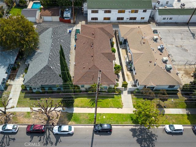 1820 N Hollywood, Burbank, CA 91505
