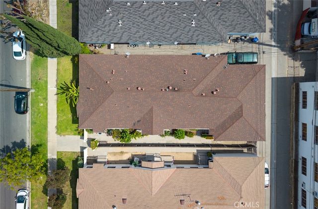 1820 N Hollywood, Burbank, CA 91505
