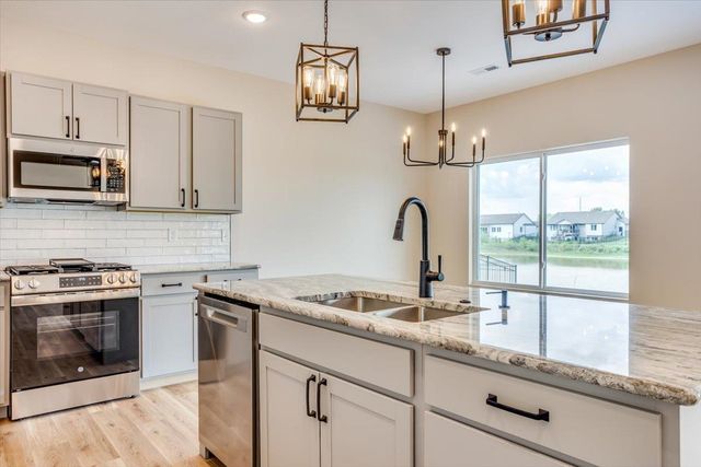 618 S Sweetwater, Maize, KS 67101