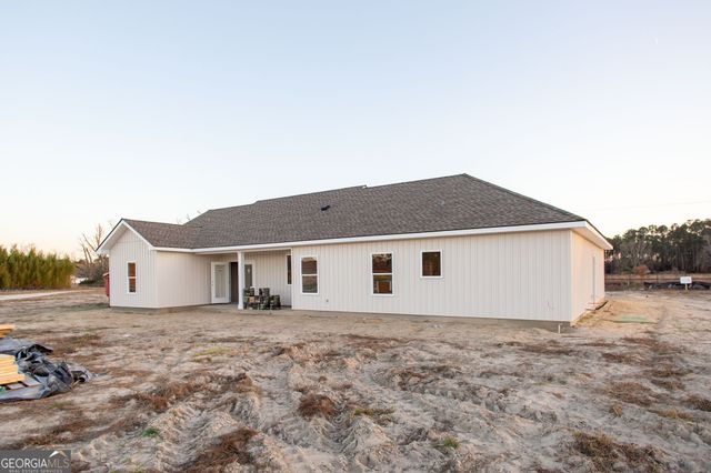 2068 Lentz Drive, Blackshear, GA 31516