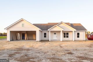 2068 Lentz Drive, Blackshear, GA 31516