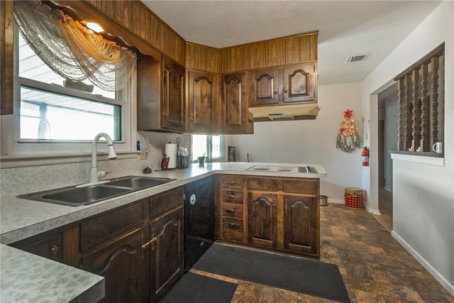 2057 Grove Street, South Whitehall Twp, PA 18104