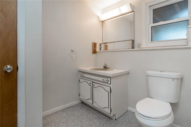 2057 Grove Street, South Whitehall Twp, PA 18104