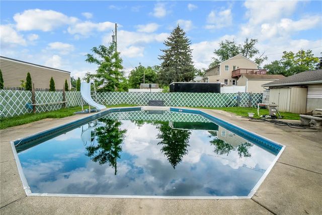 2057 Grove Street, South Whitehall Twp, PA 18104
