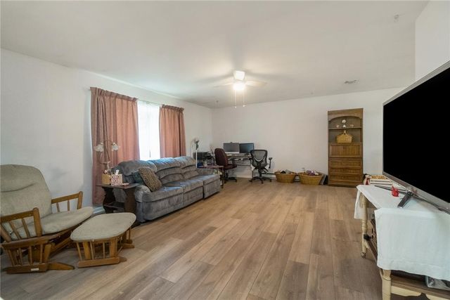 2057 Grove Street, South Whitehall Twp, PA 18104