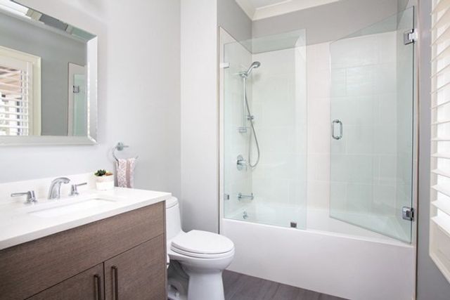 1580 Beacon St, Newton, MA 02468