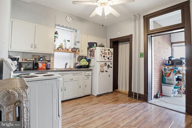 106 E KING ST, Littlestown, PA 17340