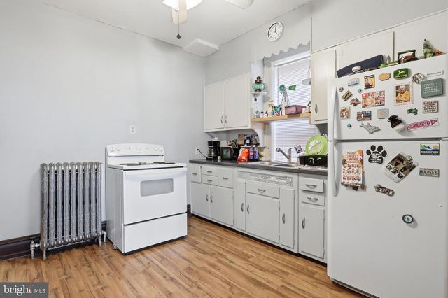 106 E KING ST, Littlestown, PA 17340