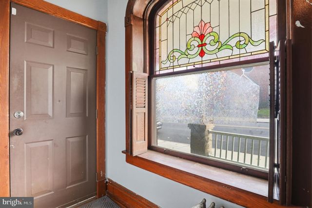 106 E KING ST, Littlestown, PA 17340