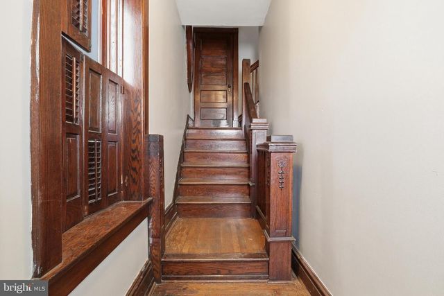 106 E KING ST, Littlestown, PA 17340