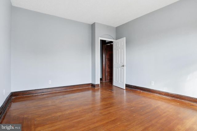 106 E KING ST, Littlestown, PA 17340