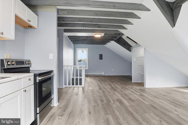 106 E KING ST, Littlestown, PA 17340