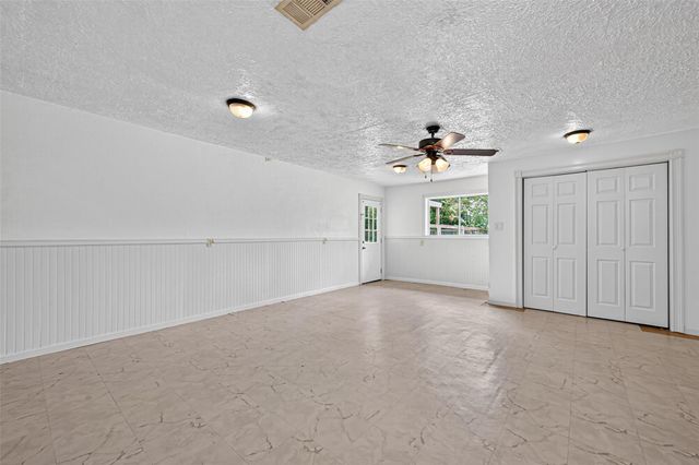 23381 Micke, New Caney, TX 77357