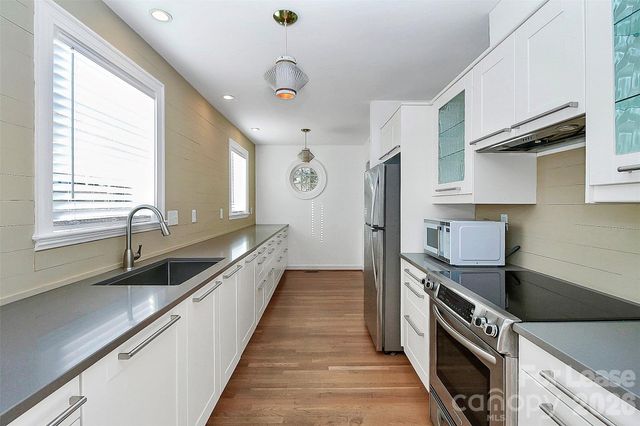 2019 Highland Street, Charlotte, NC 28208